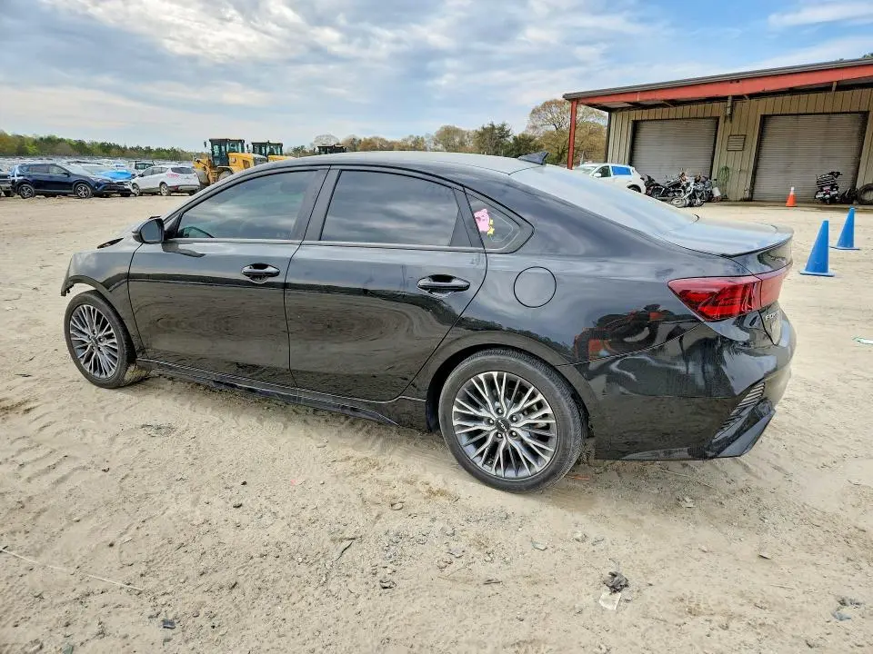 2023 KIA FORTE GT LINE  