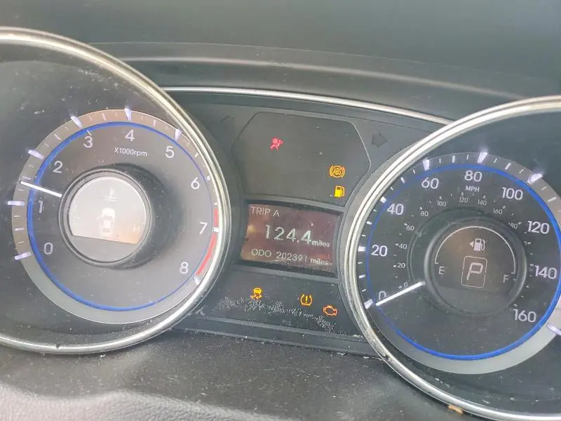 2013 HYUNDAI SONATA GLS  