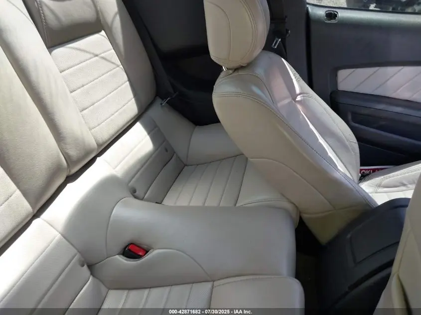 2014 FORD MUSTANG V6 PREMIUM