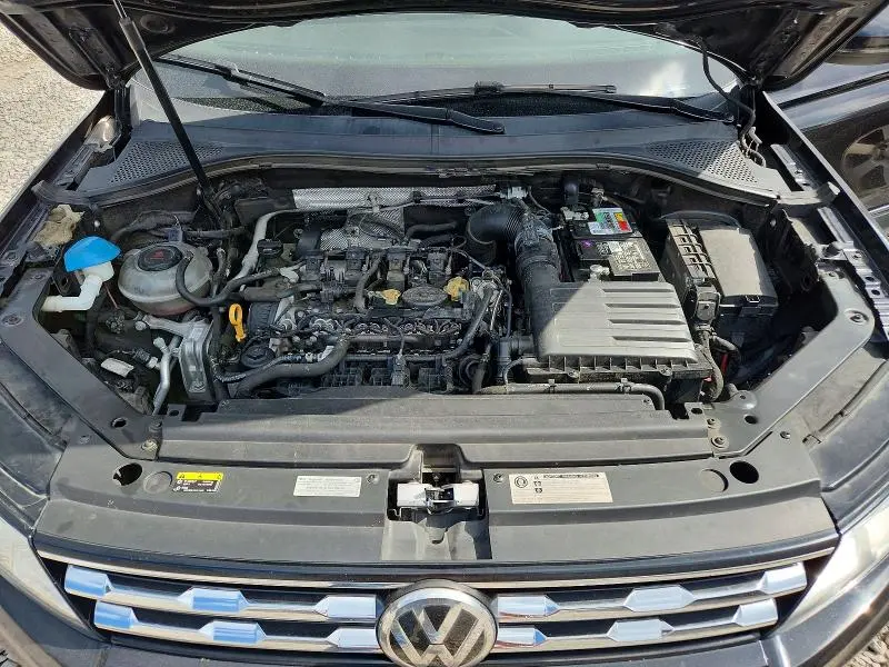 2018 VOLKSWAGEN TIGUAN SE  