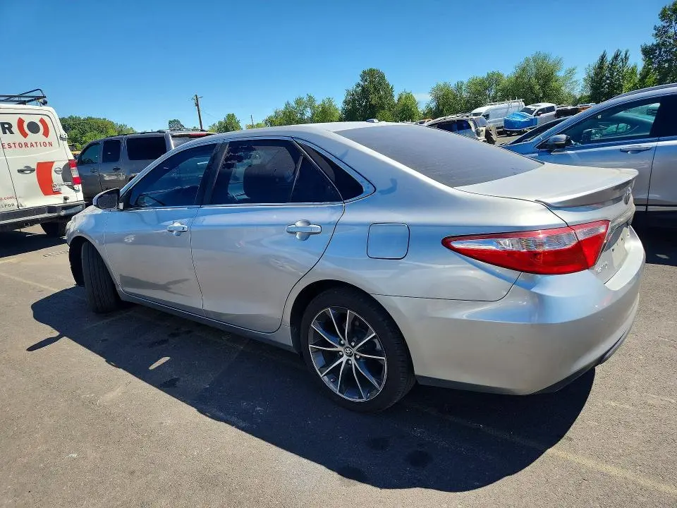 2016 TOYOTA CAMRY XSE  