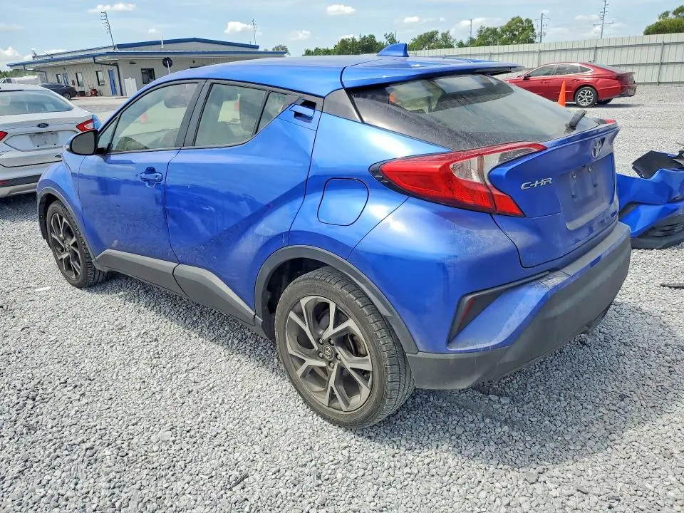 2019 TOYOTA C-HR XLE  