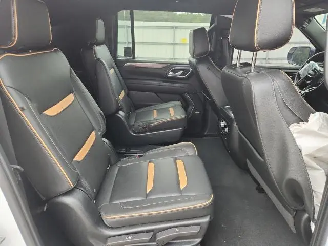 2022 GMC YUKON XL K1500 AT4  