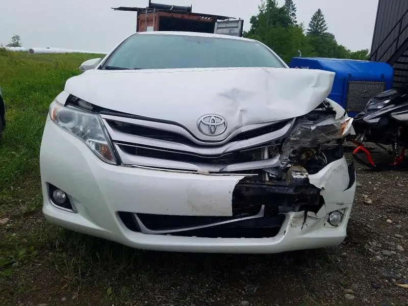 2013 TOYOTA VENZA LE  
