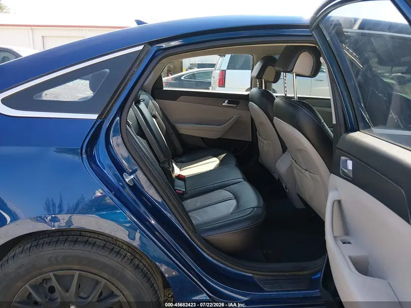 2017 HYUNDAI SONATA SE