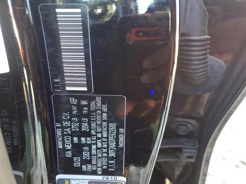 2023 KIA FORTE LXS  