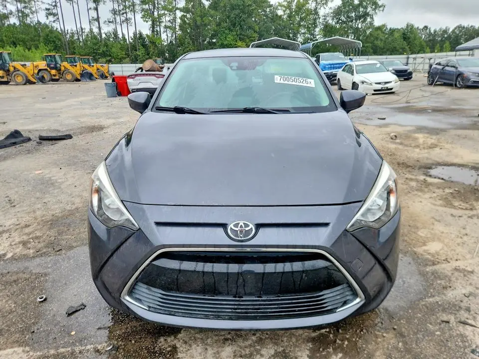2017 TOYOTA YARIS IA BASE  