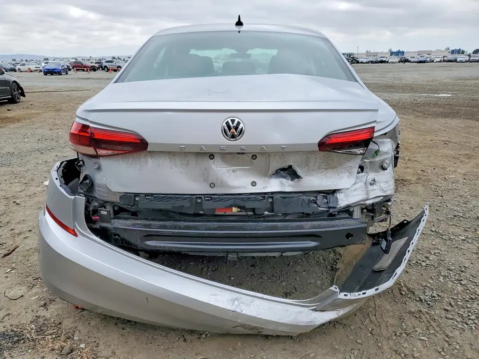 2020 VOLKSWAGEN PASSAT SE  