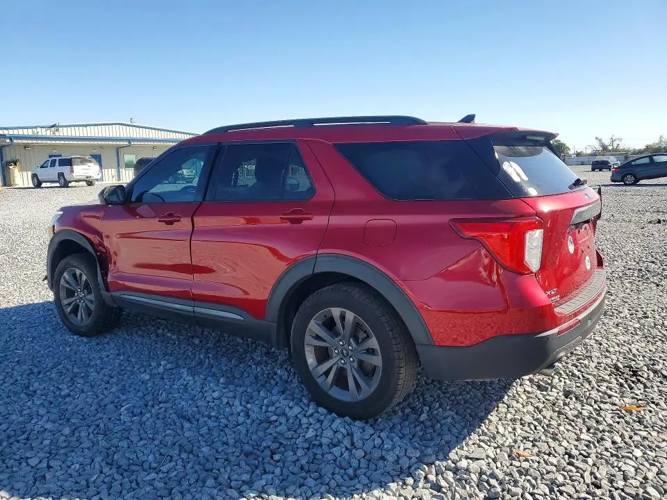 2021 FORD EXPLORER XLT  