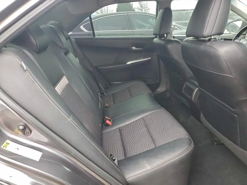 2014 TOYOTA CAMRY SE  