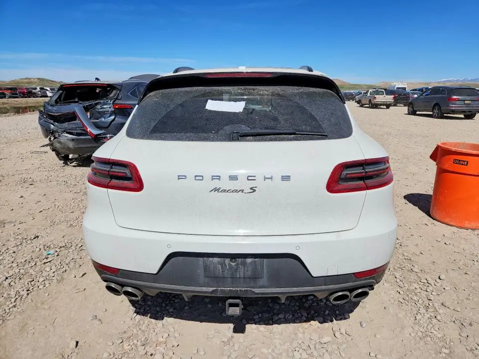 2017 PORSCHE MACAN S  