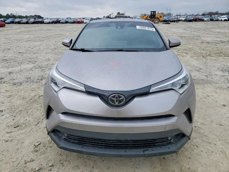 2019 TOYOTA C-HR XLE  