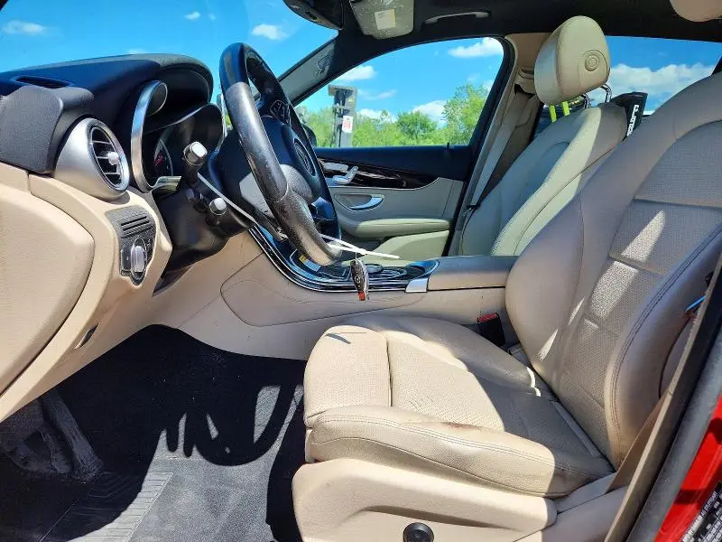 2017 MERCEDES-BENZ GLC 300  