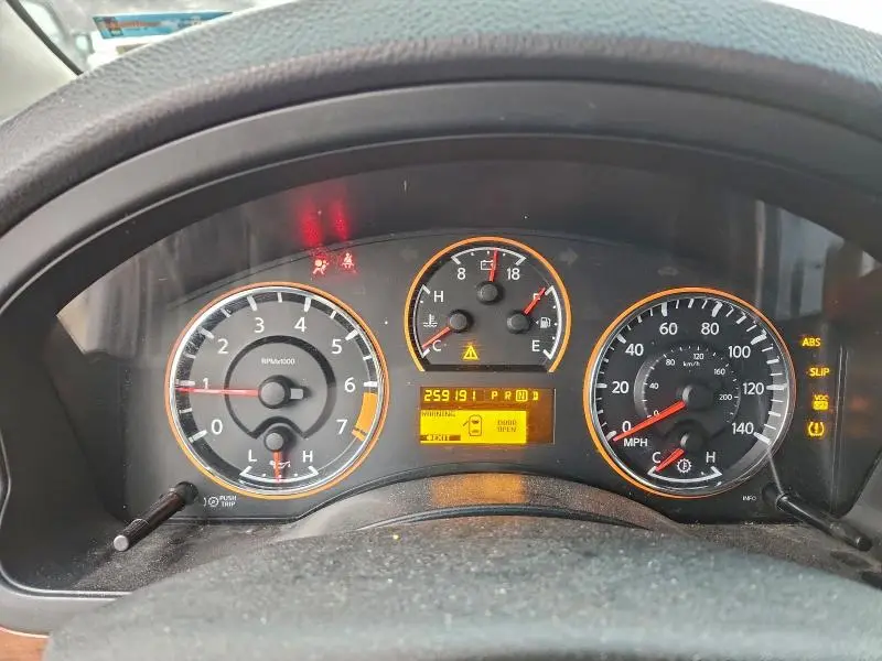 2010 NISSAN ARMADA SE  