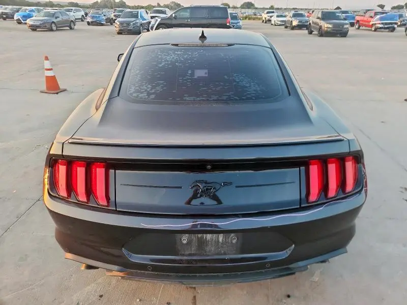 2022 FORD MUSTANG