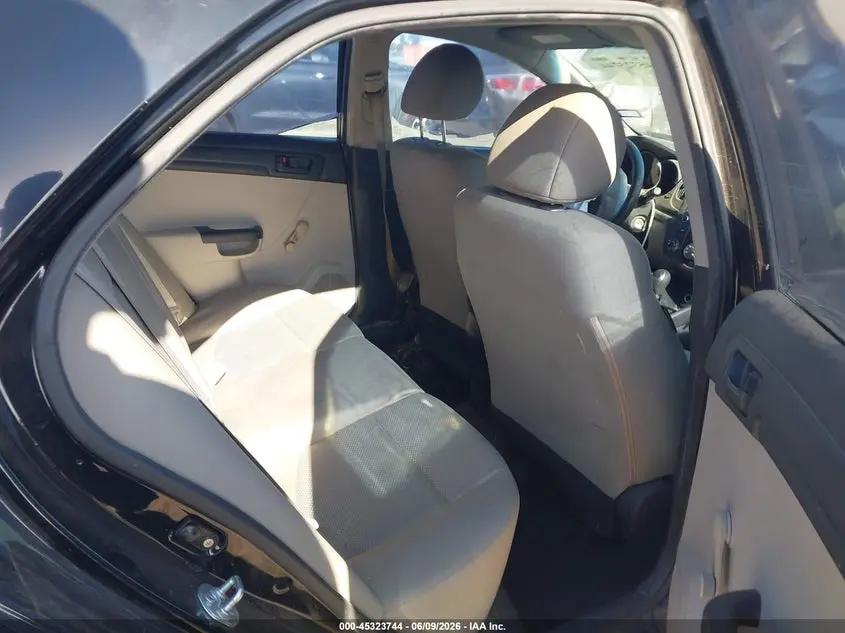 2013 KIA FORTE LX