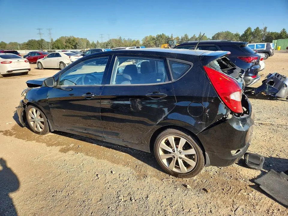 2012 HYUNDAI ACCENT SE  