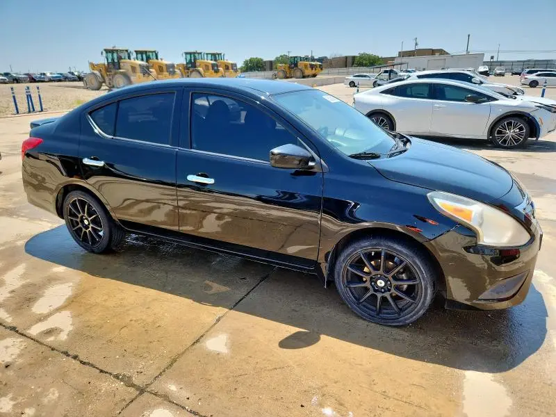 2016 NISSAN VERSA S