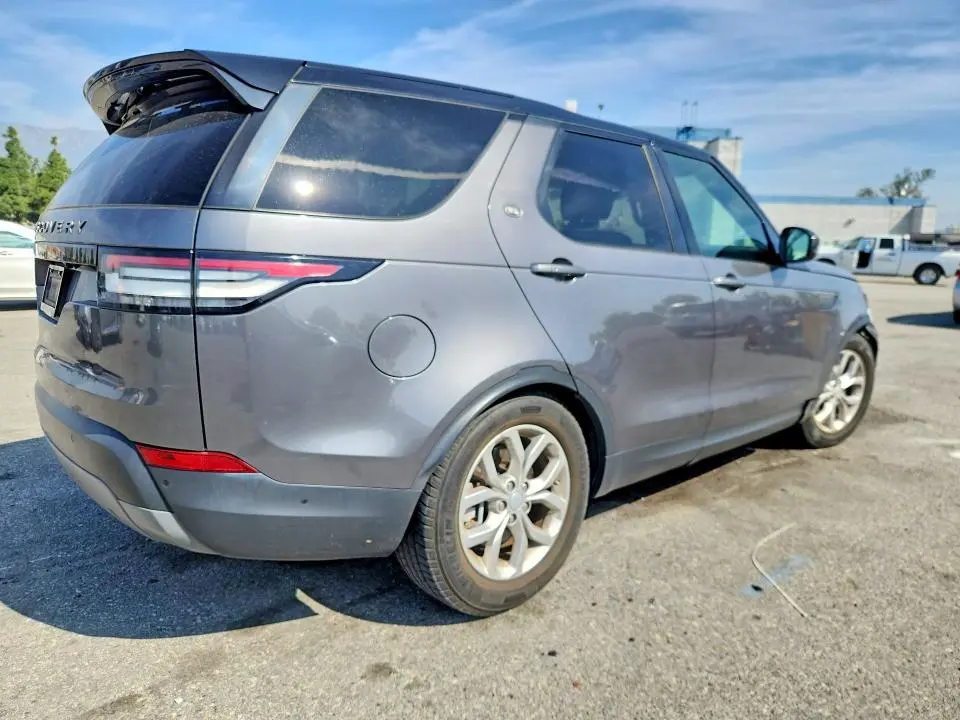 2019 LAND ROVER DISCOVERY SE  