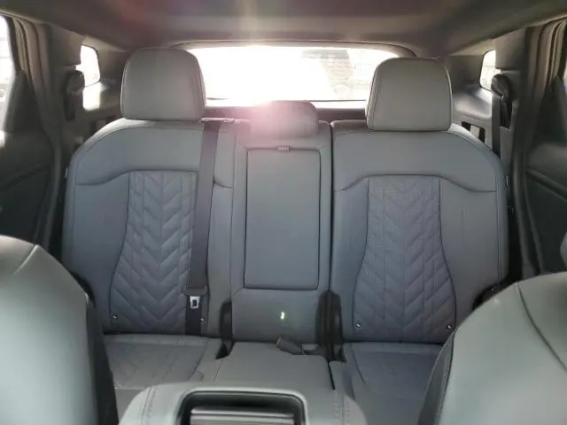 2024 KIA SPORTAGE X-PRO  