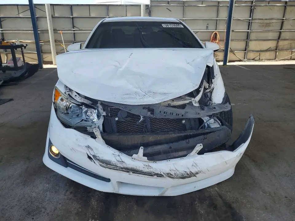 2012 TOYOTA CAMRY SE  