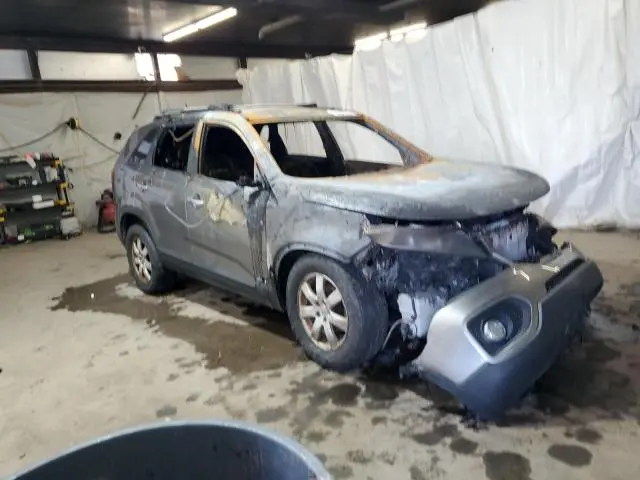 2012 KIA SORENTO BASE  