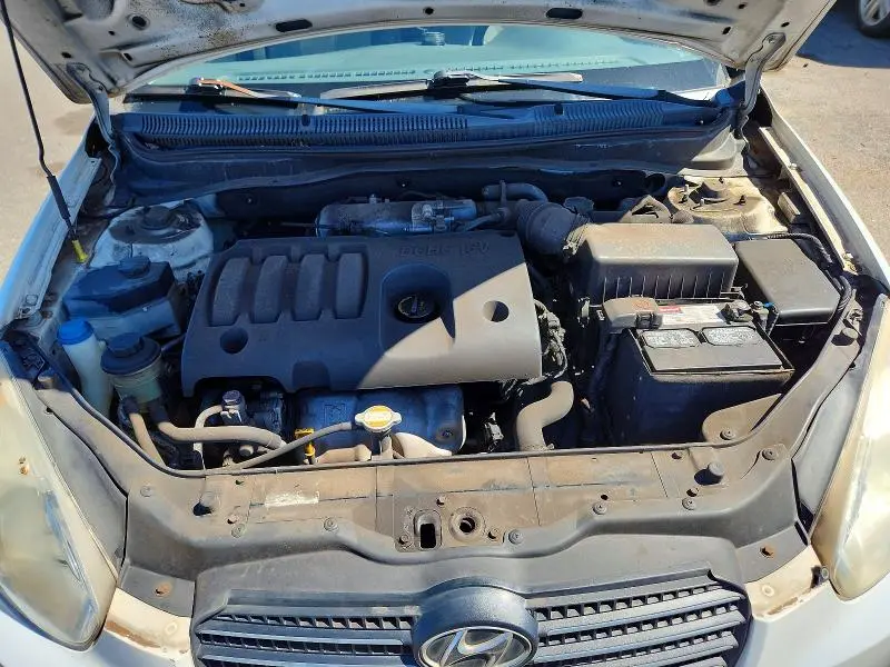 2010 HYUNDAI ACCENT GLS  