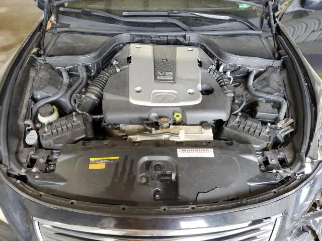 2011 INFINITI G37   