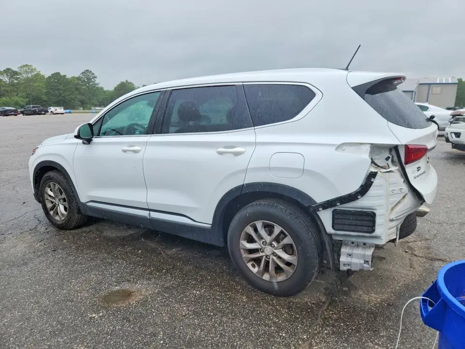 2020 HYUNDAI SANTA FE SE  
