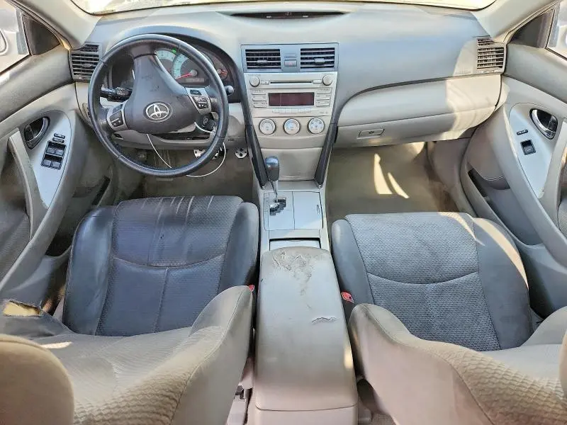 2010 TOYOTA CAMRY SE V6  
