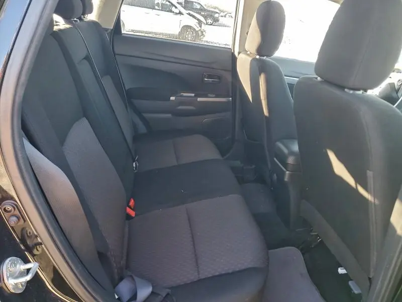 2019 MITSUBISHI OUTLANDER SPORT ES  