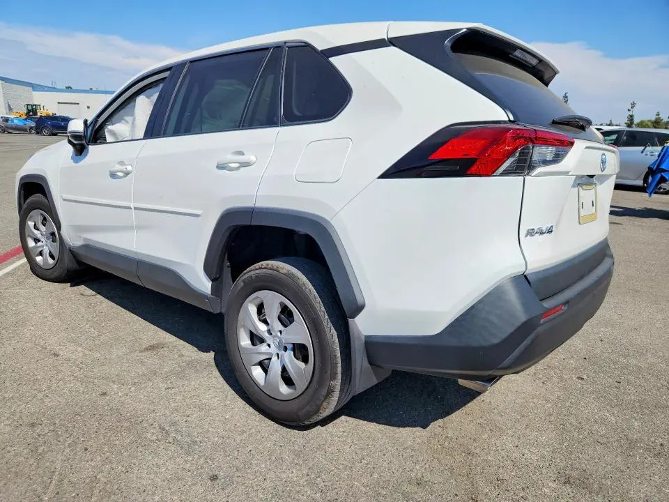 2023 TOYOTA RAV4 LE  
