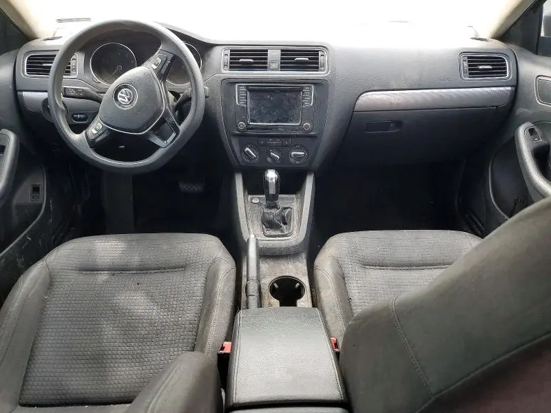 2016 VOLKSWAGEN JETTA SE  