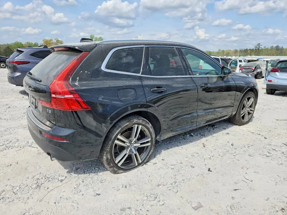 2019 VOLVO XC60 T5 MOMENTUM  