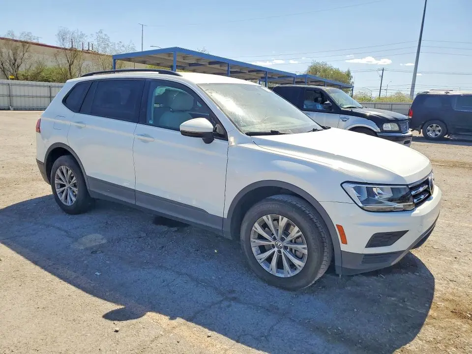 2020 VOLKSWAGEN TIGUAN S  