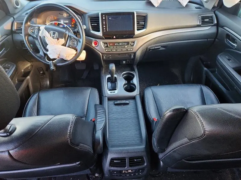 2017 HONDA PILOT EXLN  
