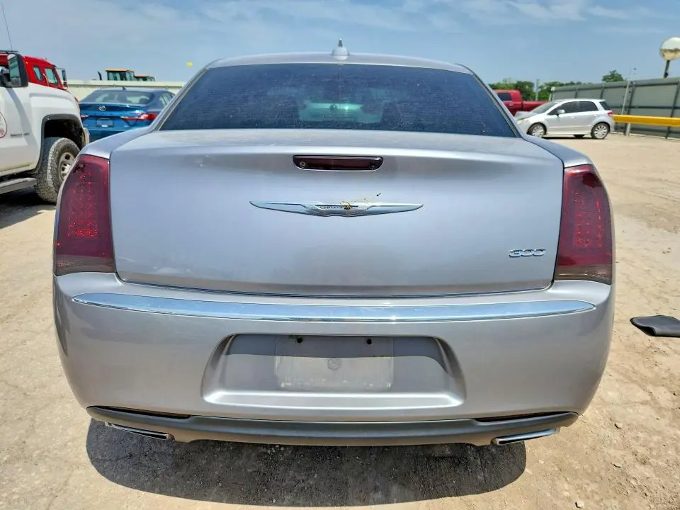 2018 CHRYSLER 300   