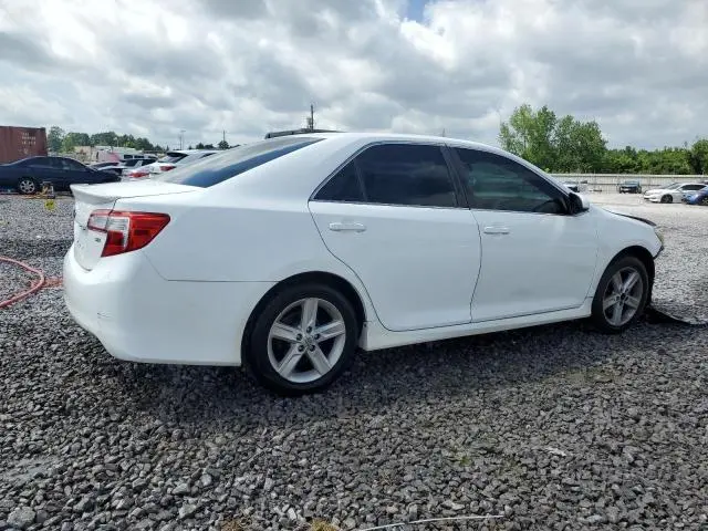 2014 TOYOTA CAMRY SE  