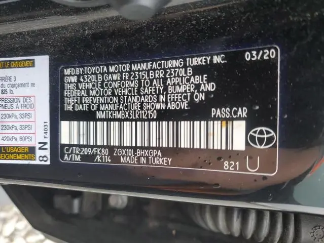 2020 TOYOTA C-HR XLE  