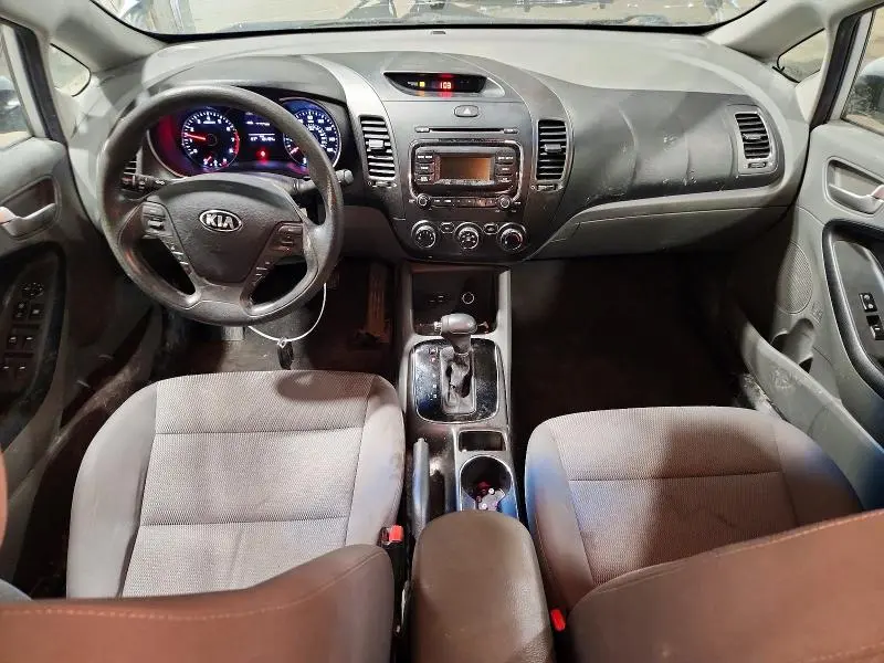 2017 KIA FORTE LX  