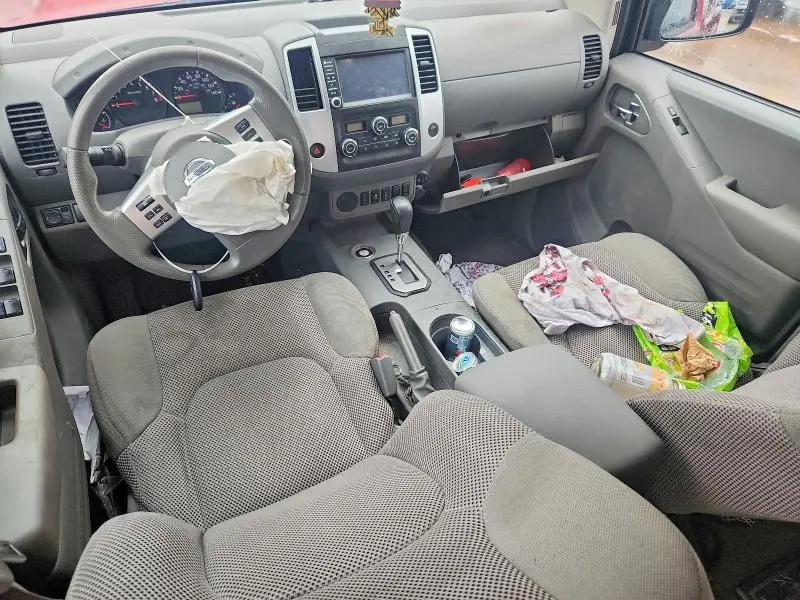 2021 NISSAN FRONTIER SV  
