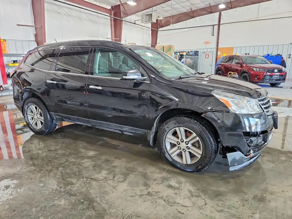 2017 CHEVROLET TRAVERSE LT  