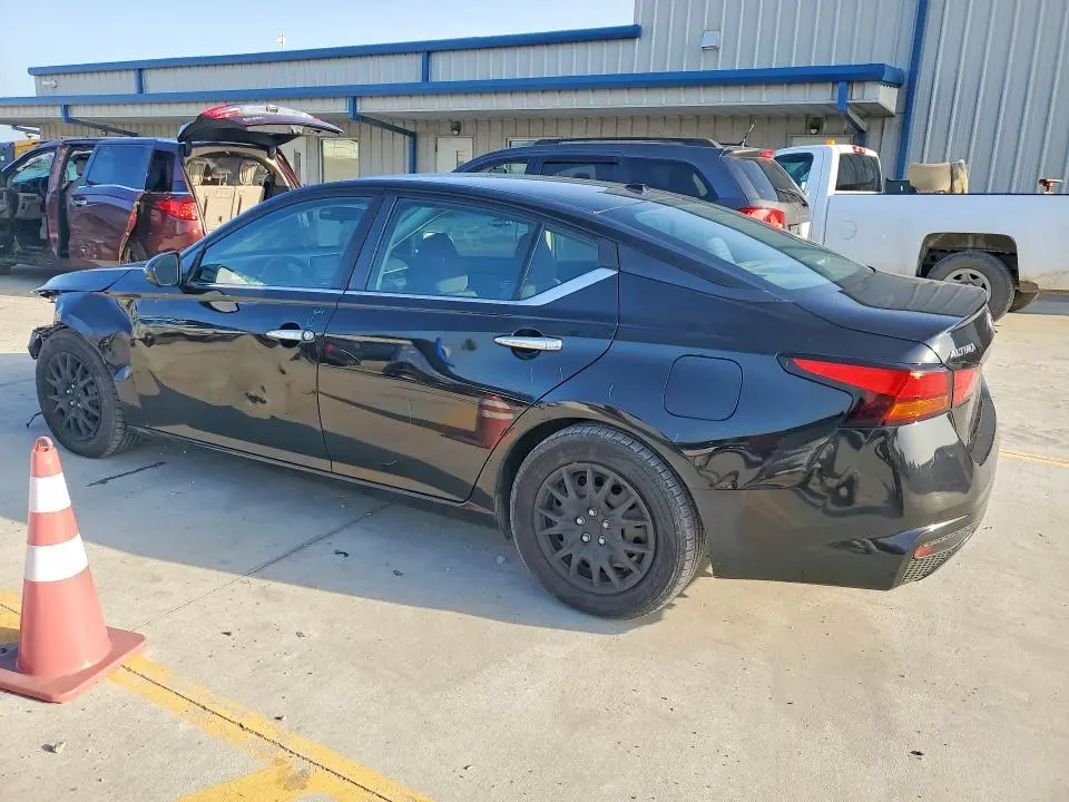 2020 NISSAN ALTIMA S  