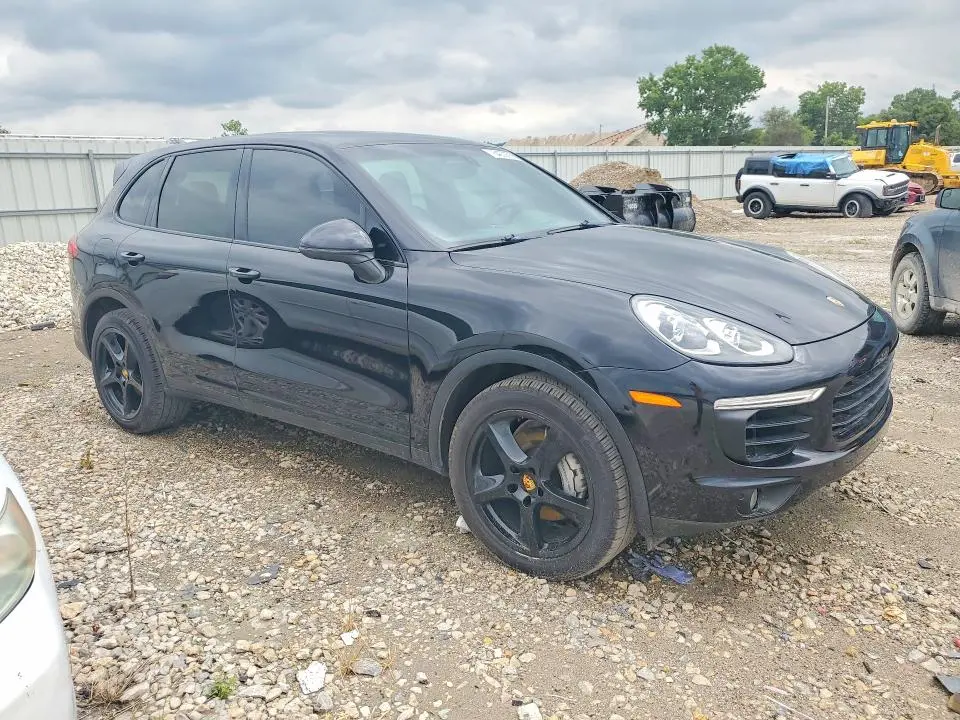 2015 PORSCHE CAYENNE S  