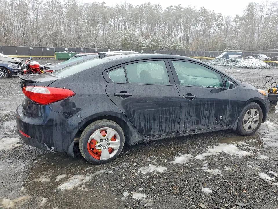 2016 KIA FORTE LX  