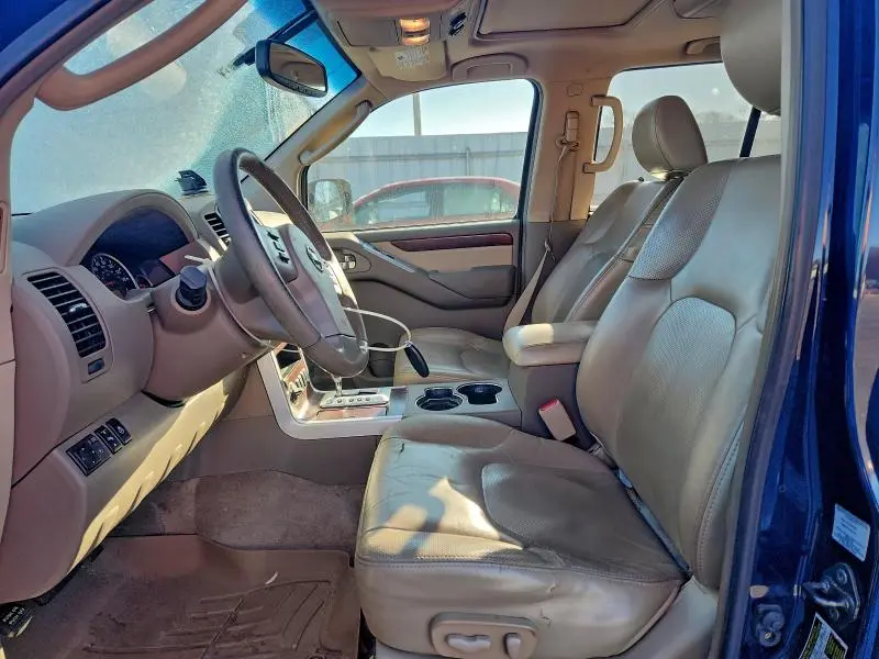2011 NISSAN PATHFINDER S  