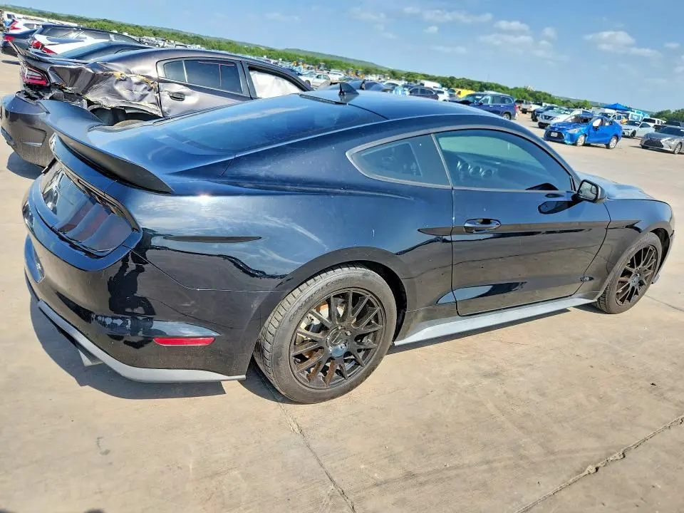 2020 FORD MUSTANG   