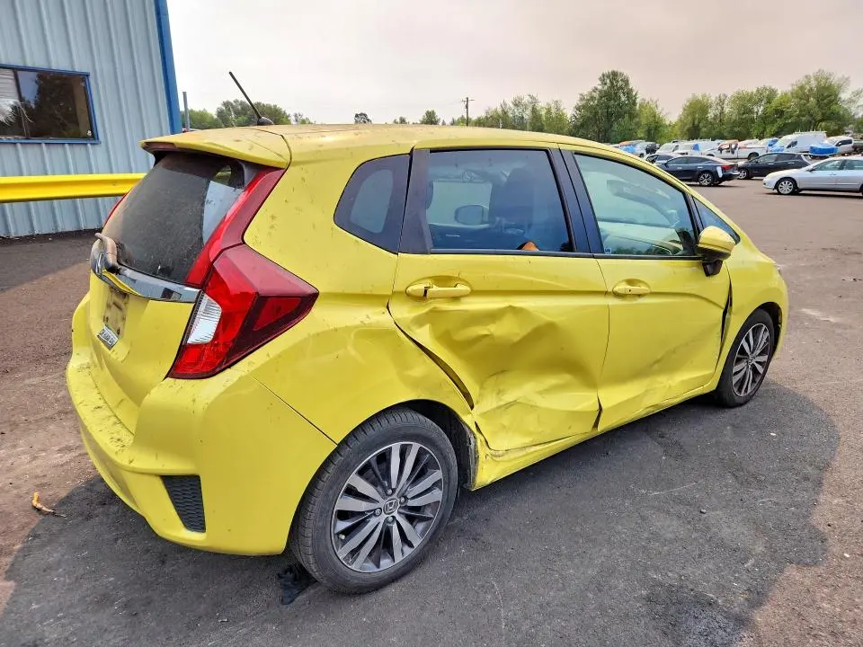 2015 HONDA FIT EX  