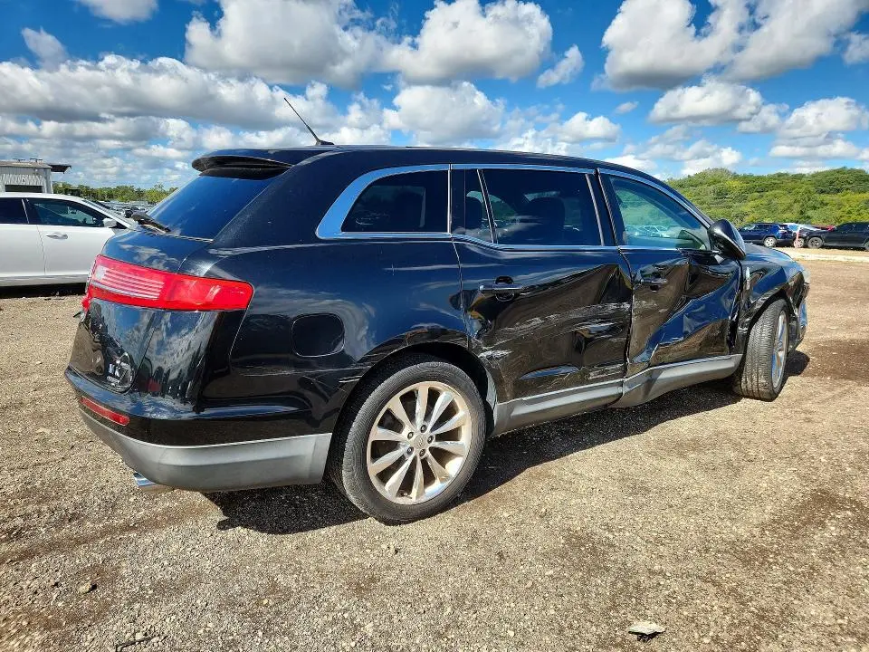 2010 LINCOLN MKT   