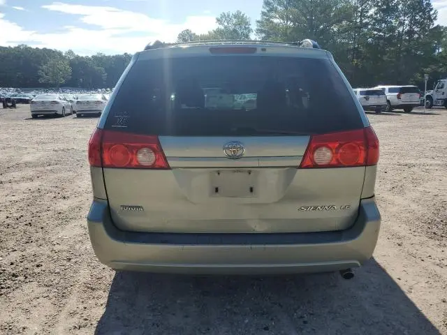 2010 TOYOTA SIENNA CE  